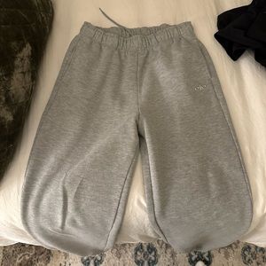 Alo accolade sweatpants sz M